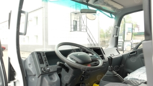Самосвал ISUZU 4x2 дв 139Kw гп 10 тонн кузов 4900х2300х600 разгрузка на 3 стороны, задний и боковой борт открываются вниз, с петлями. Фото 4