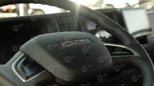 Бортовой грузовик ISUZU 4x2 самосвальный кузов дв 96kw гп 3,5т с кму гп 3,5т 6 секций высота подъема 17м с люлькой с лебедкой. Фото 18