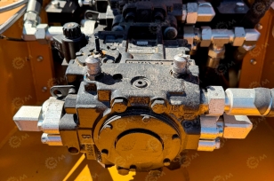 Каток грунтовый вибрационный Lonking CDM514D масса 14т. Фото 7