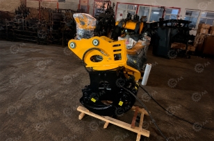 Экскаватор гусеничный SUNWARD SWE80E-5 с харвестером. Фото 3