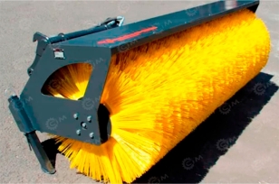 Щетка дорожная для телескопического погрузчика (гидравлическая) Yugong TR725, TR730, TR735, TR840 (щетина метало пластиковая, ширина 2м). Фото 1