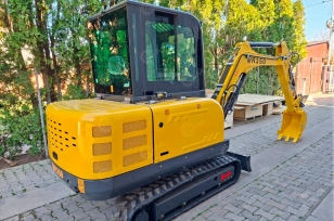 Мини-экскаватор RIPPA R350 с поворотной стрелой, дв Kubota V1505, 4 цилиндра. Фото 2