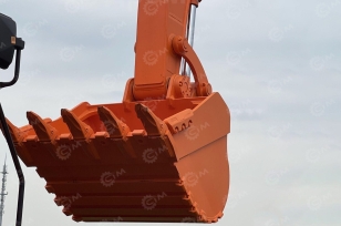 Гусеничный экскаватор LONKING CDM6490 масса 50,5т, ковш 2,6м3 скальный стандартный со сменными зубьями  40 дн. Фото 5