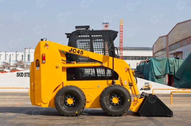 Мини-погрузчик JC45GH гп 750кг, отопитель, кондиционер. Фото 4