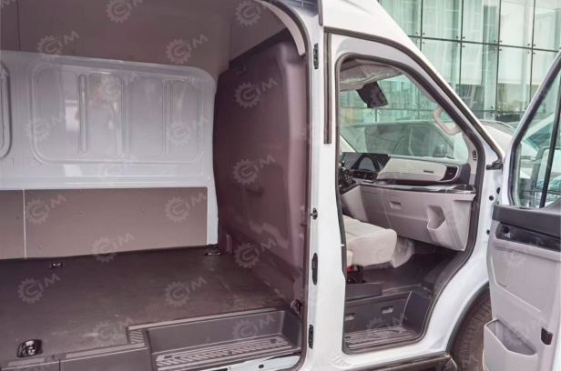 Грузовой цельнометалический фургон FORD ТRАNSIТ T8 МКПП, 3 места, высокая крыша. Фото 3