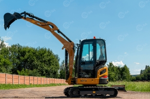 Гусеничный мини-экскаватор FTJ XE27U с кабиной. Фото 4
