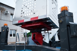 Автовышка на шасси пикапа ISUZU 4х4 дв 110kw МКПП высота подъёма 14м. Фото 7
