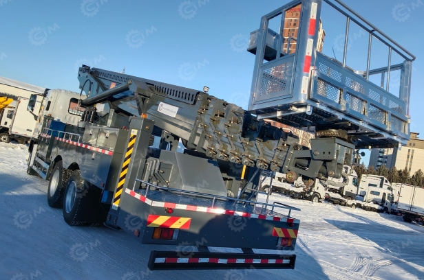 Автовышка Qingling GKS56 на шасси ISUZU 6Х4 дв 221Kw высота подъёма 56м, 2024г. Фото 7