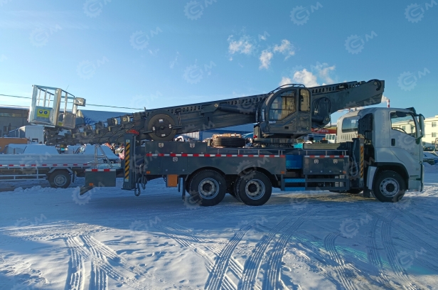 Автовышка Qingling GKS56 на шасси ISUZU 6Х4 дв 221Kw высота подъёма 56м, 2024г. Фото 11