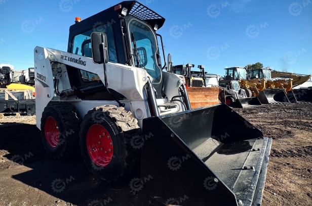 Мини погрузчик LONKING CDM312 двигатель XINCHAI евро 4. Фото 4