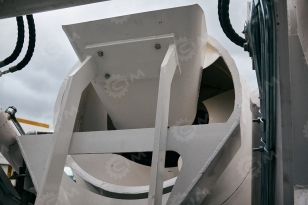 Самозагружающий самоходный бетоносмеситель YUGONG SDM1200 ковш с гидрозапором. Фото 14