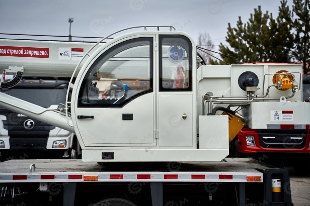 Автокран на шасси ISUZU 4x4 дв 94kw крановая установка VIGRUS VGS8 гп 8т., 5 секций, стрела 26м. Фото 7