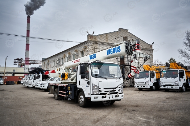 Автокран на шасси ISUZU 4x4 дв 94kw крановая установка VIGRUS VGS8 гп 8т., 5 секций, стрела 26м. Фото 22