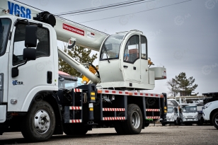 Автокран на шасси ISUZU 4x4 дв 94kw крановая установка VIGRUS VGS8 гп 8т., 5 секций, стрела 26м. Фото 18