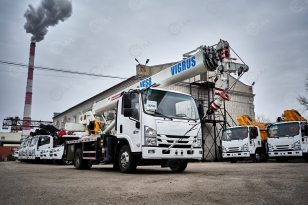 Автокран на шасси ISUZU 4x4 дв 94kw крановая установка VIGRUS VGS8 гп 8т., 5 секций, стрела 26м. Фото 23