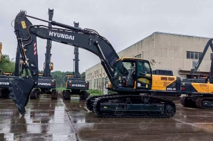 Экскаватор гусеничный HYUNDAI 395L VS ковш 0.8м3, стрела 22м, общая масса 50т. Фото 1