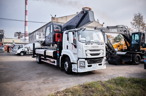 Автовышка VIGRUS GKS45 на шасси ISUZU 4Х2 дв 165Kw высота подъёма 45м. Фото 14