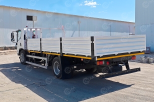 Бортовой грузовик ISUZU 4x2 дв.138kw двойная кабина гп 6т кузов 3500*2200*400mm. Фото 2