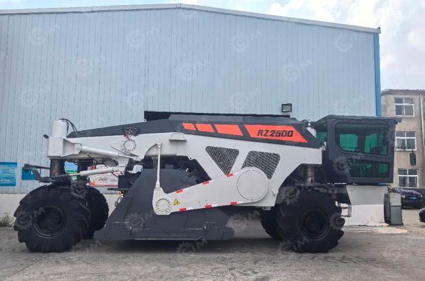 Стабилизатор грунта (Ресайклер) REMA RZ2500. Фото 4