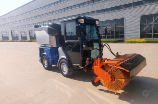 Подметально-уборочная машина YUGONG YGS 31M 4х4 (дизельная) щётка, отвал, снегоуборочный шнеко-ротор, 30дн.,. Фото 11
