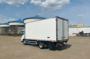 Фургон рефрижератор на шасси ISUZU 4х4 дв 138kw гп 5 тонн двойная кабина (фургон 5200*2200*2400, холодильная установка Carrier Citimax 700). Фото 2