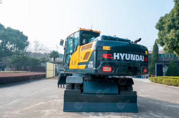 Экскаватор колесный HYUNDAI HW150 вес 13,7 т,  ковш 0,58м3. Фото 2