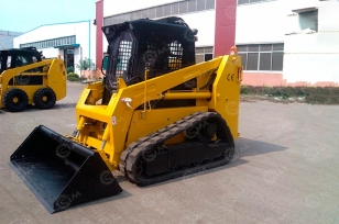 Гусеничный мини-погрузчик Taian TS50 гп 700кг высота подъема 3,3м. Фото 2