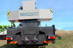 Самоходный короткобазный колесный кран Zoomlion ZRT900 гп 90т стрела 48м. Фото 2