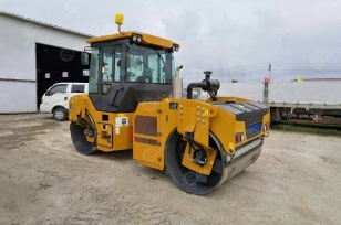 Тандемный каток FTJ XD103. Фото 3
