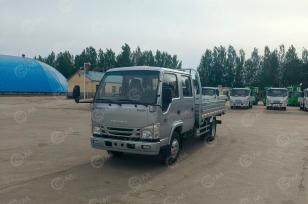 Бортовой грузовик ISUZU 4x4 дв 96Kw гп 2т двойная кабина кузов 3245х1850х400 под категорию B (новый интерьер кабины, серебряная металлическая краска). Фото 1