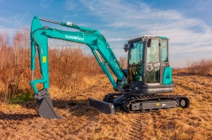 Мини-экскаватор Sunward SWE60F-3 планировочный, траншейный ковш, клык на стрелу, быстросъем, резиновые накладки на гусеницы. Фото 1
