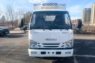 Фургон рефрижератор на шасси ISUZU 4х4 дв 94kw (фургон 3000x1900x1800, холодильная установка Carrier C-400) под категорию B, с боковой дверью, высота пола кузова от уровня земли 1,1 м. Фото 1