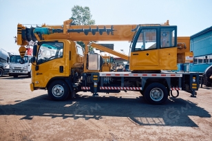 Автокран на шасси ISUZU 4x2 дв 96kw крановая установка SITONG гп 5т стрела 20м с ямобуром диаметр на выбор (300/400/600мм) глубина бурения 10,5м (3,5м+2удлинителя по 3,5м). Фото 6