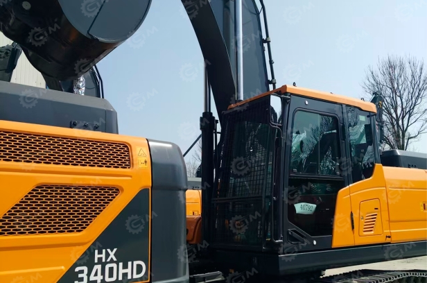 Экскаватор гусеничный HYUNDAI HX340HD ковш 1.73м3, общая масса 34т. Фото 6