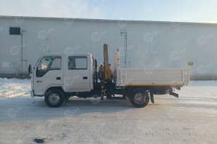 Фургон шторный на шасси ISUZU 4х4 дв 138kw двойная кабина с КМУ XCMG KSQZ32-2 гп 2т 2 секции, кузов 4500*2400*1100. Фото 1