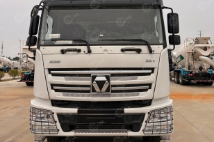 Автобетоносмеситель на шасси XCMG 8х4 дв 276 Kw бочка 12м3. Фото 7
