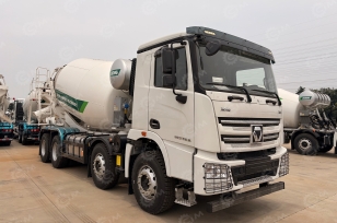 Автобетоносмеситель на шасси XCMG 8х4 дв 276 Kw бочка 12м3. Фото 9