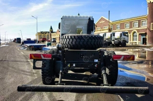Шасси самосвала SHACMAN 6X6 X5000 SX32586V385 430л.с. ОДНОСКАТНЫЕ ШИНЫ. Фото 2