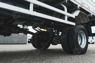 Бортовой грузовик ISUZU 4x4 дв 96kw KV100 кузов 4205х2100х400. Фото 13