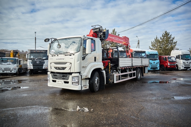 Бортовой грузовик ISUZU 4x2 дв 165kw c кму VIGRUS SHS2505 гп 10 тонн 5 секций 17.3м кузов 7000х2450х550. Фото 65