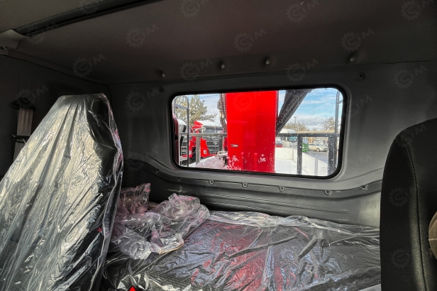 Бортовой грузовик ISUZU 4x2 дв 151kw гп 10 тонн c кму VIGRUS SHS2505 гп 10 тонн 5 секций 17.3м кузов 6500*2470*550 ПДУ люлька. Фото 33