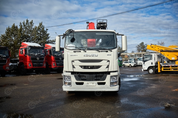 Бортовой грузовик ISUZU 4x2 дв 151kw гп 10 тонн c кму VIGRUS SHS2505 гп 10 тонн 5 секций 17.3м кузов 6500*2470*550 ПДУ люлька. Фото 36