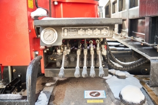 Бортовой грузовик ISUZU 4x2 дв 151kw гп 10 тонн c кму VIGRUS SHS2505 гп 10 тонн 5 секций 17.3м кузов 6500*2470*550 ПДУ люлька. Фото 11