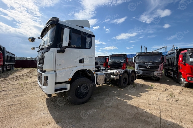 Тягач SHACMAN 6×6 SX42586V385 	кабина X3000, односкатные шины, 2024 г.. Фото 3