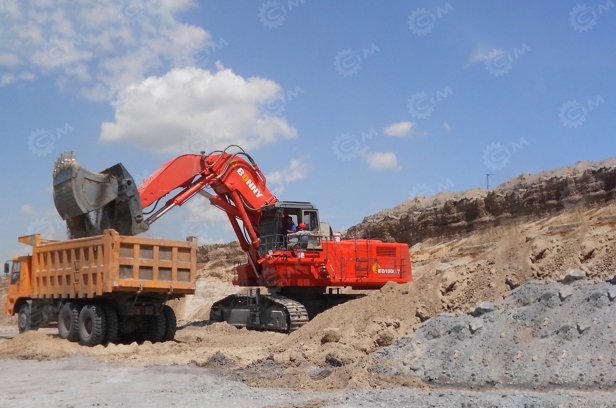 Экскаватор гусеничный BONNY CED960-8 (электрический) ковш 6м3. Фото 3