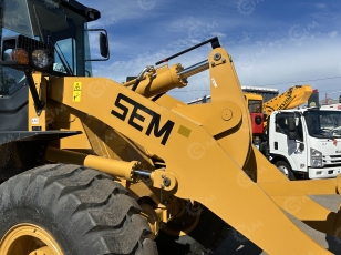 Фронтальный погрузчик Shandong SEM 636D	джойстик, кондиционер. Фото 15