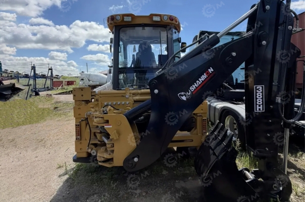 Экскаватор-погрузчик SHANMON 388H мосты Carraro. Фото 4
