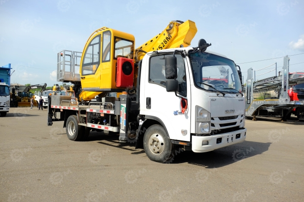 Автовышка VIGRUS GKS28 на шасси ISUZU 4Х4 дв 110kw высота подъёма 28м объем дв 3л. Фото 5