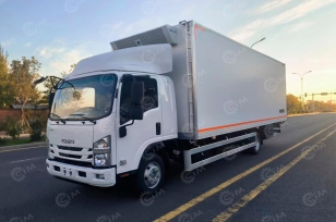 Фургон рефрижератор на шасси ISUZU 4х2 дв 139kw гп 5 тонн со спальником (фургон 5200х2300х2200, холодильная установка Carrier Citimax 700). Фото 1