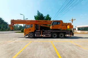 Автокран на шасси ISUZU 6x6 дв 279kw крановая установка VC66-32T гп 32т, стрела 42,5м + гусёк 8м. Фото 5